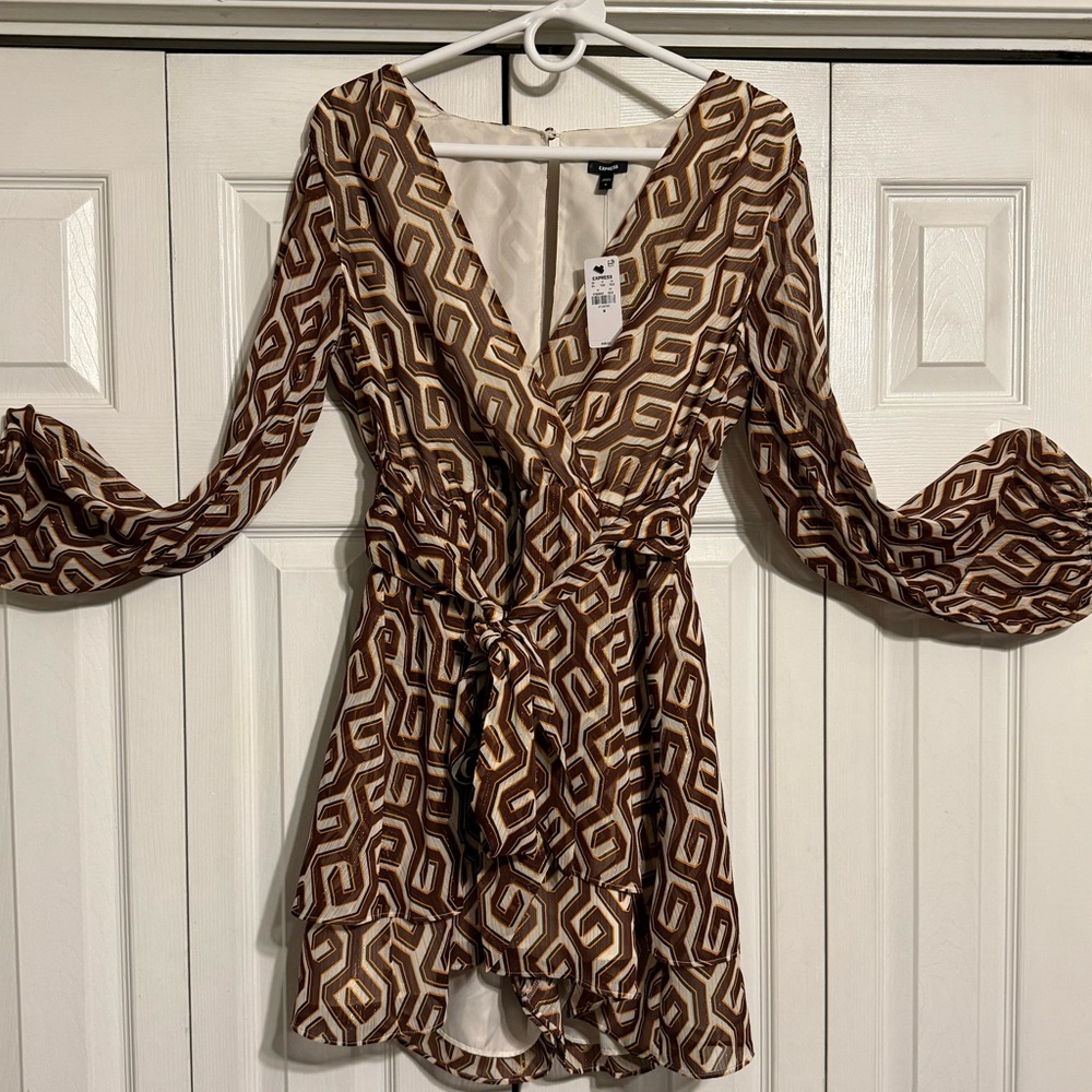 Express Brown Geometric Long Sleeve Dress
